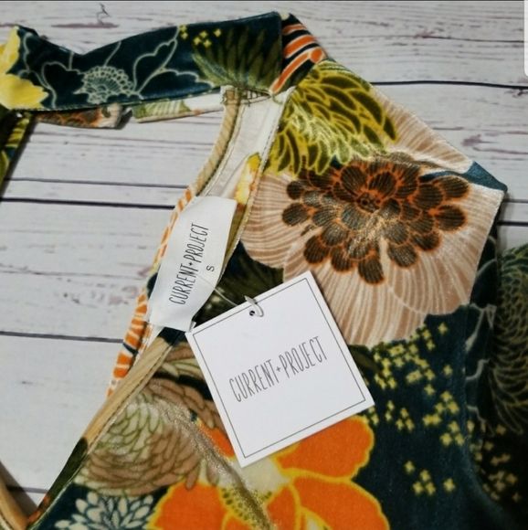 Velvet Floral Choker Dress - Picture 4 of 6